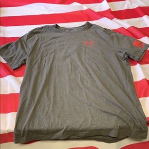 Under armor T